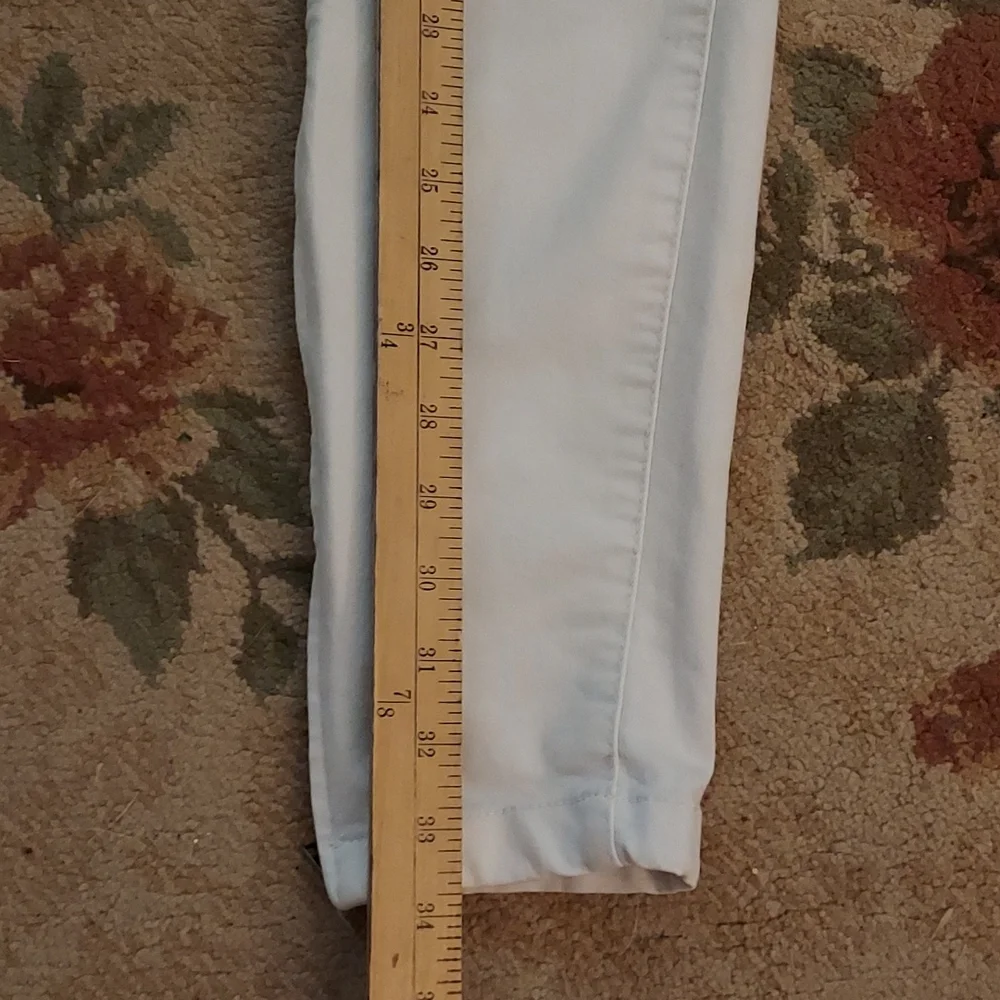 White crop jeans and halter top - Picture 2 of 11